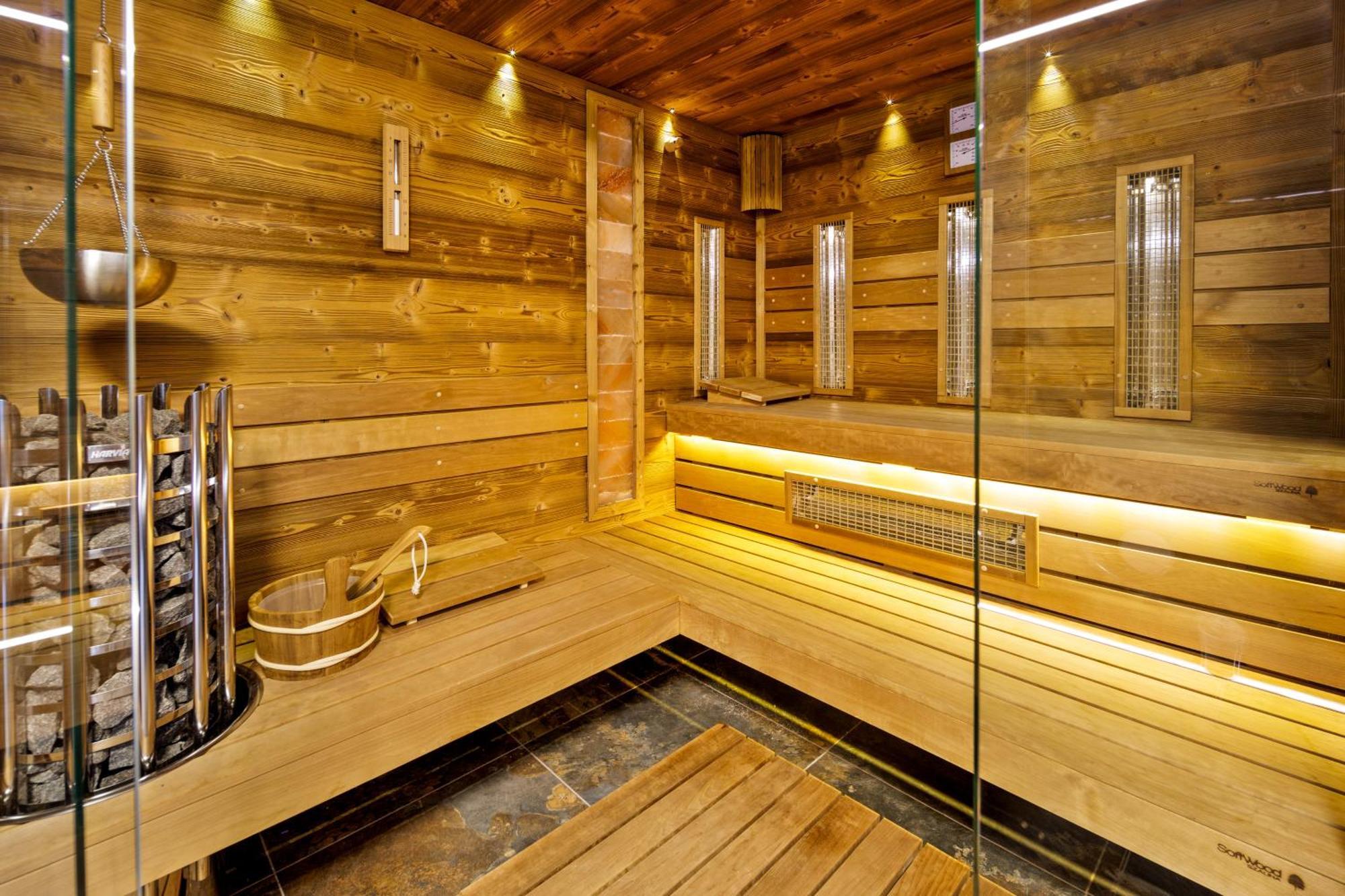 Uhu 750 M2 -